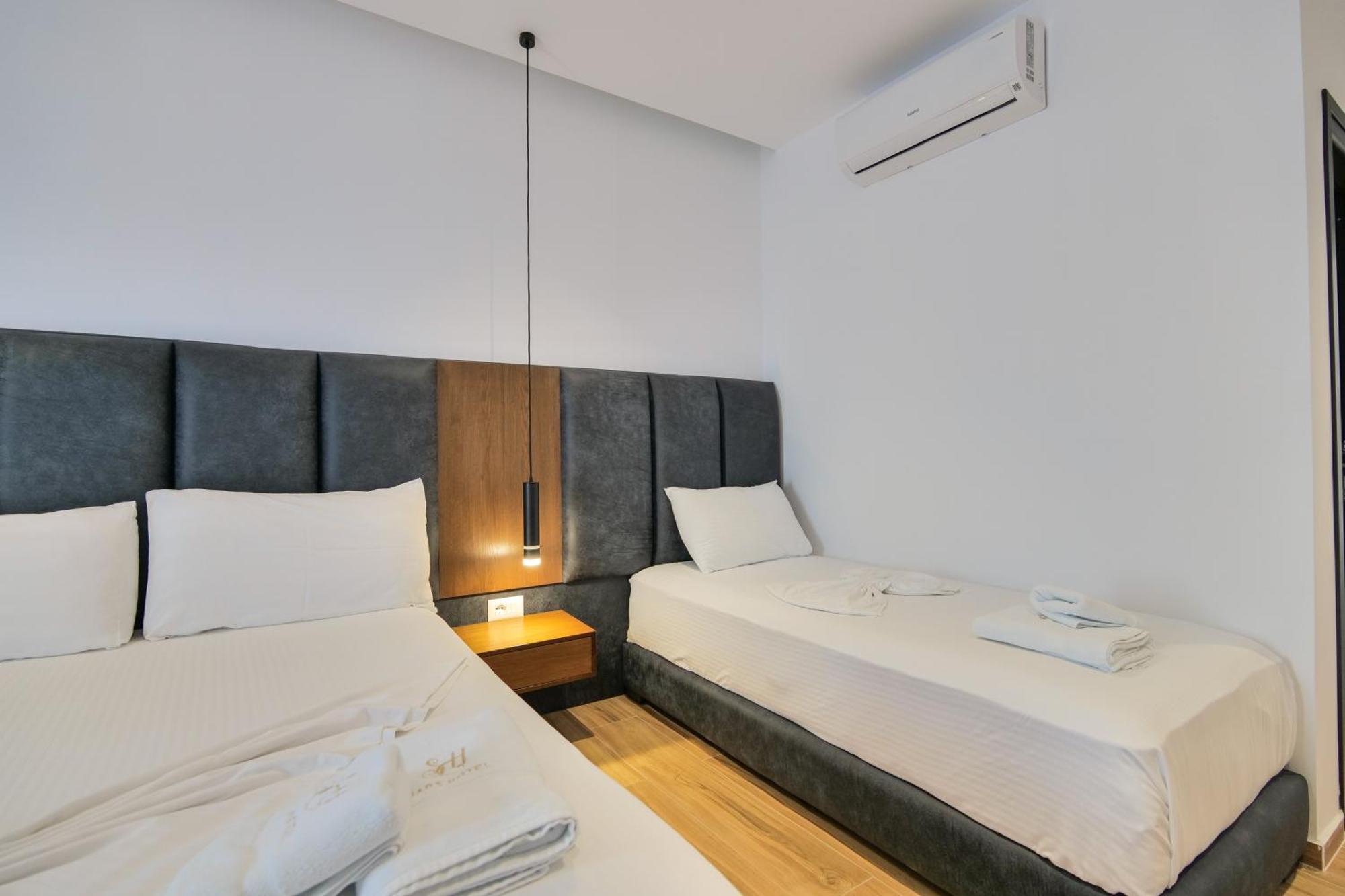 Guesthouse Siars Ksamil Buitenkant foto