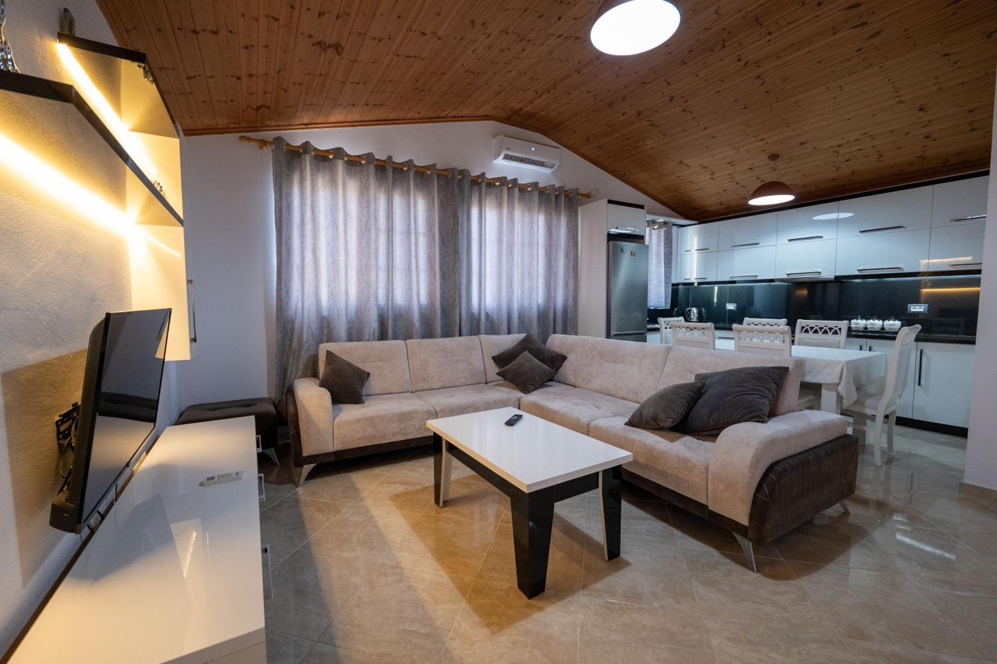 Guesthouse Siars Ksamil Buitenkant foto